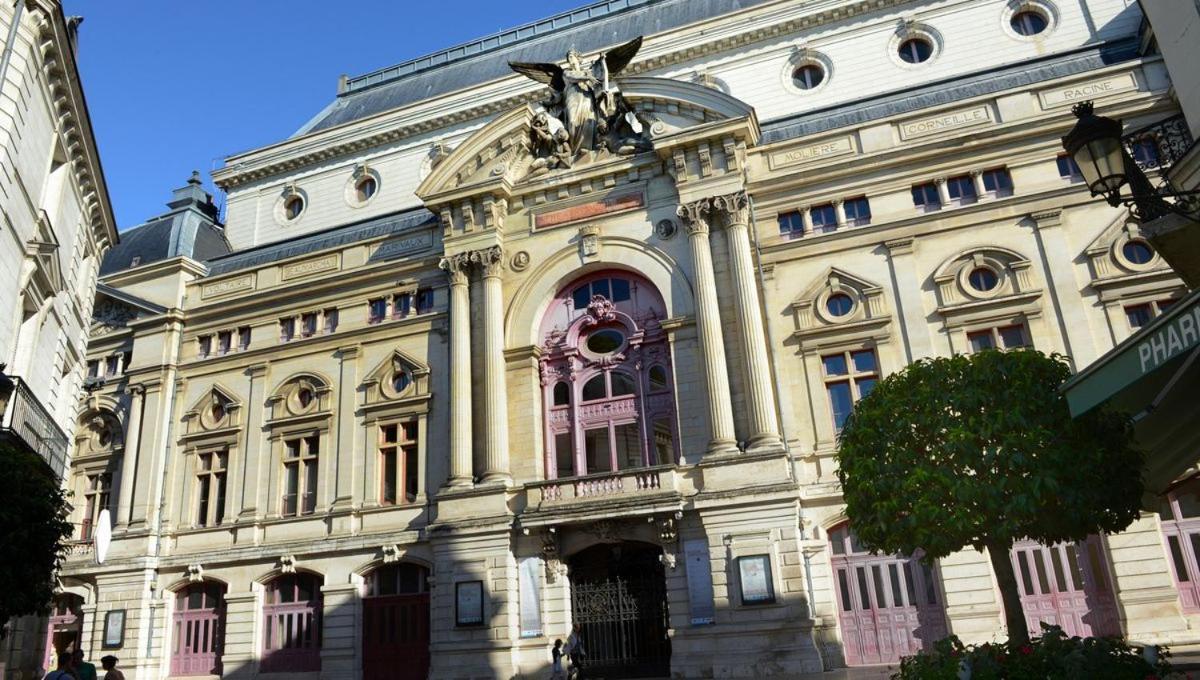 Апартаменты Le Marcel / Gare De Тур Экстерьер фото